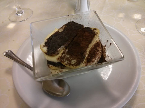 Ristorante La Parmigiana, tiramisu